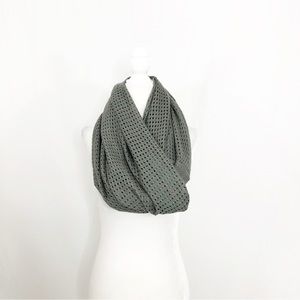 NEW Infinity Loop Winter Scarf, Gray